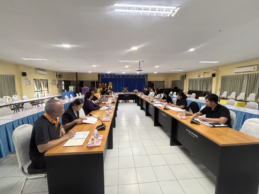 วันที่ 11 มีนาคม 2569 เวลา 15.00 น. นายชัยยันต์ เทพเกษตรกุล นายกเทศมนตรีตำบลห้วยทับทัน เรียกประชุมประจำเดือนมีนาคม 2569 คณะผู้บริหาร หัวหน้าส่วนราชการ หัวหน้าฝ่าย เพื่อปรึกษาหารือข้อราชการ รวมถึงโครงการ/กิจกรรม ที่เทศบาลจะต้องดำเนินการต่อไป