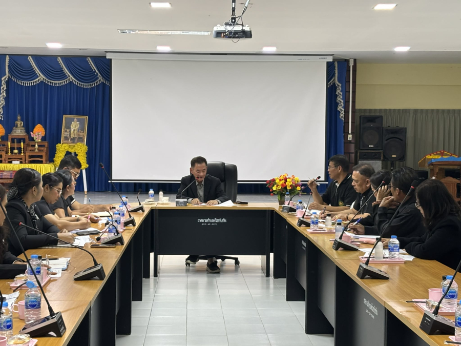 วันที่ 3 ธันวาคม 2568  เวลา 13.30 น.  นายชัยยันต์  เทพเกษตรกุล  นายกเทศมนตรีตำบลห้วยทับทัน  พร้อมคณะผู้บริหาร เรียกประชุมประจำเดือนหัวหน้าส่วนราชการ  หัวหน้าสถานศึกษา และหัวหน้าฝ่าย  เพื่อติดตามความคืบหน้าการทำงานตามที่ได้รับมอบหมายและหารือข้อราชการ