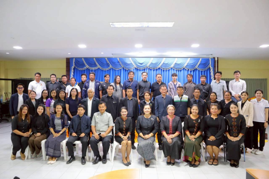 วันที่ 9 ธันวาคม 2568 นายชัยยันต์ เทพเกษตรกุล นายกเทศมนตรีตำบลห้วยทับทัน  พร้อมด้วยคณะบริหาร หัวหน้าส่วนราชการ พนักงาน ครู และเจ้าหน้าที่เทศบาล  ร่วมให้การต้อนรับคณะเจ้าหน้าที่จาก อบต.หนองเทพ อ.โนนนารายณ์ จ.สุรินทร์